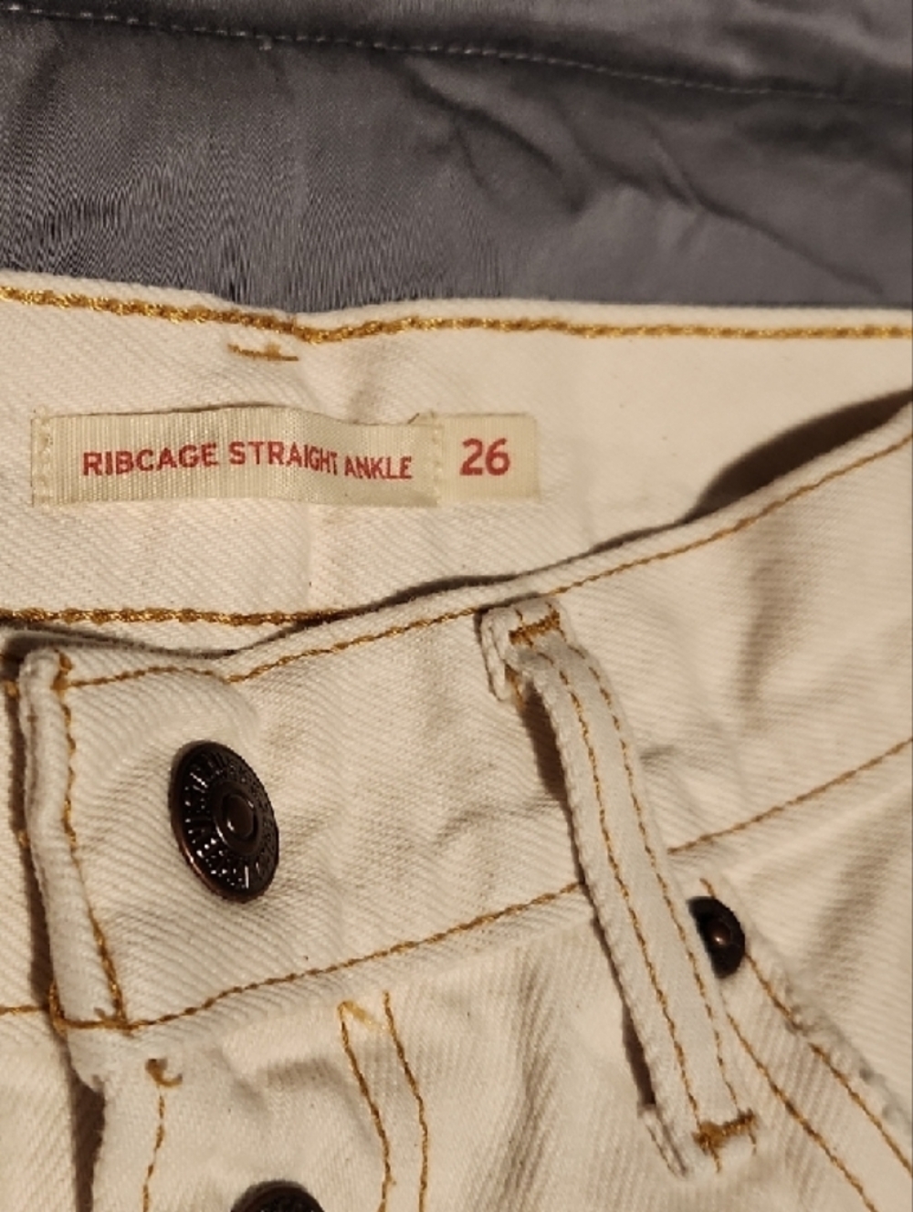 Levi's Cream Denim Jeans with Tan Leather Patch - Picture 7 of 12